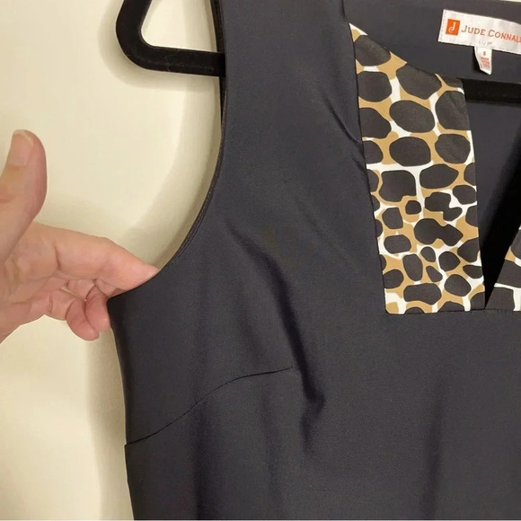 JUDE CONNALLY CARISSA PONTE SHIFT DRESS IN BLACK ANIMAL PRINT BORDER - Picture 5 of 9